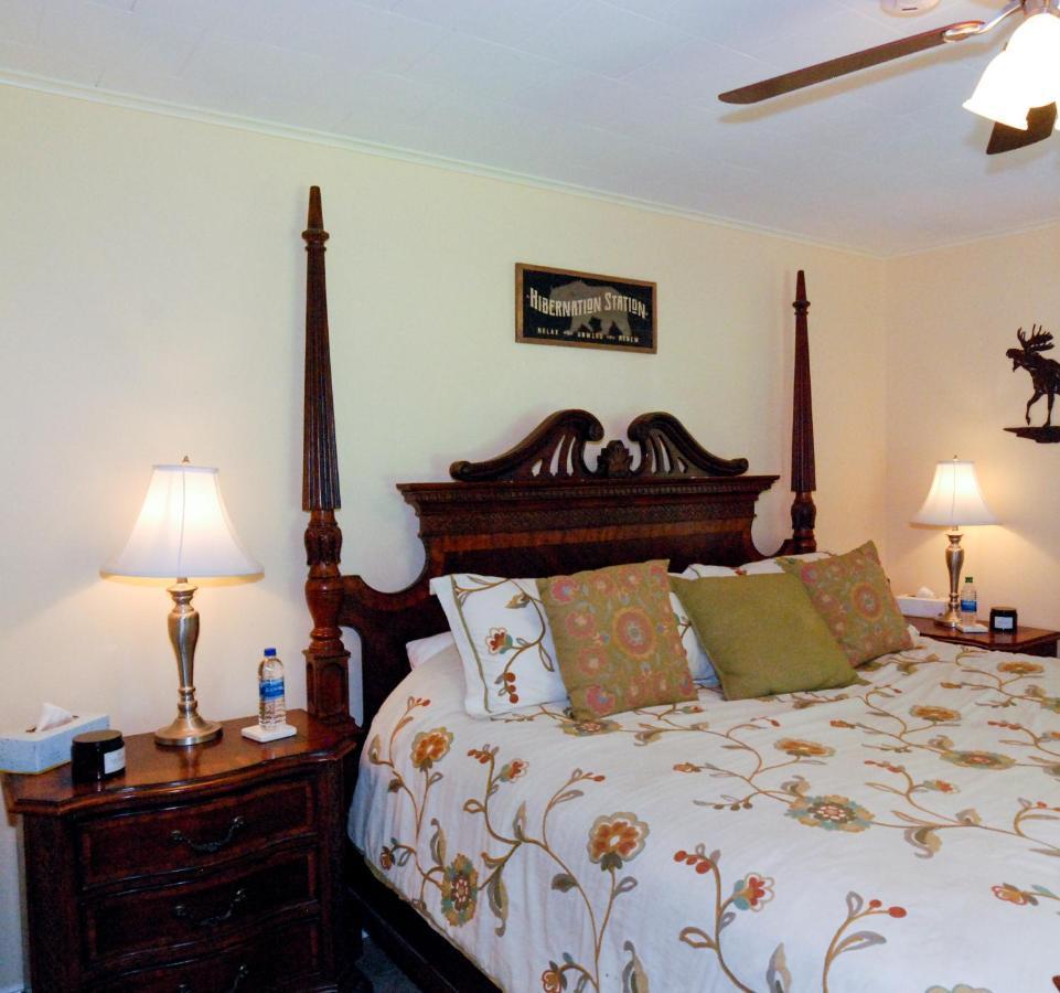 Maple Leaf Lodge Schroon Lake Extérieur photo