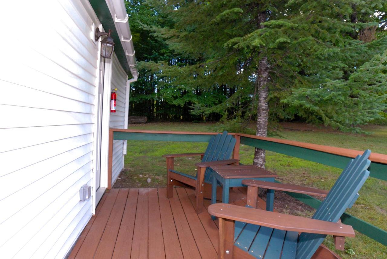 Maple Leaf Lodge Schroon Lake Extérieur photo