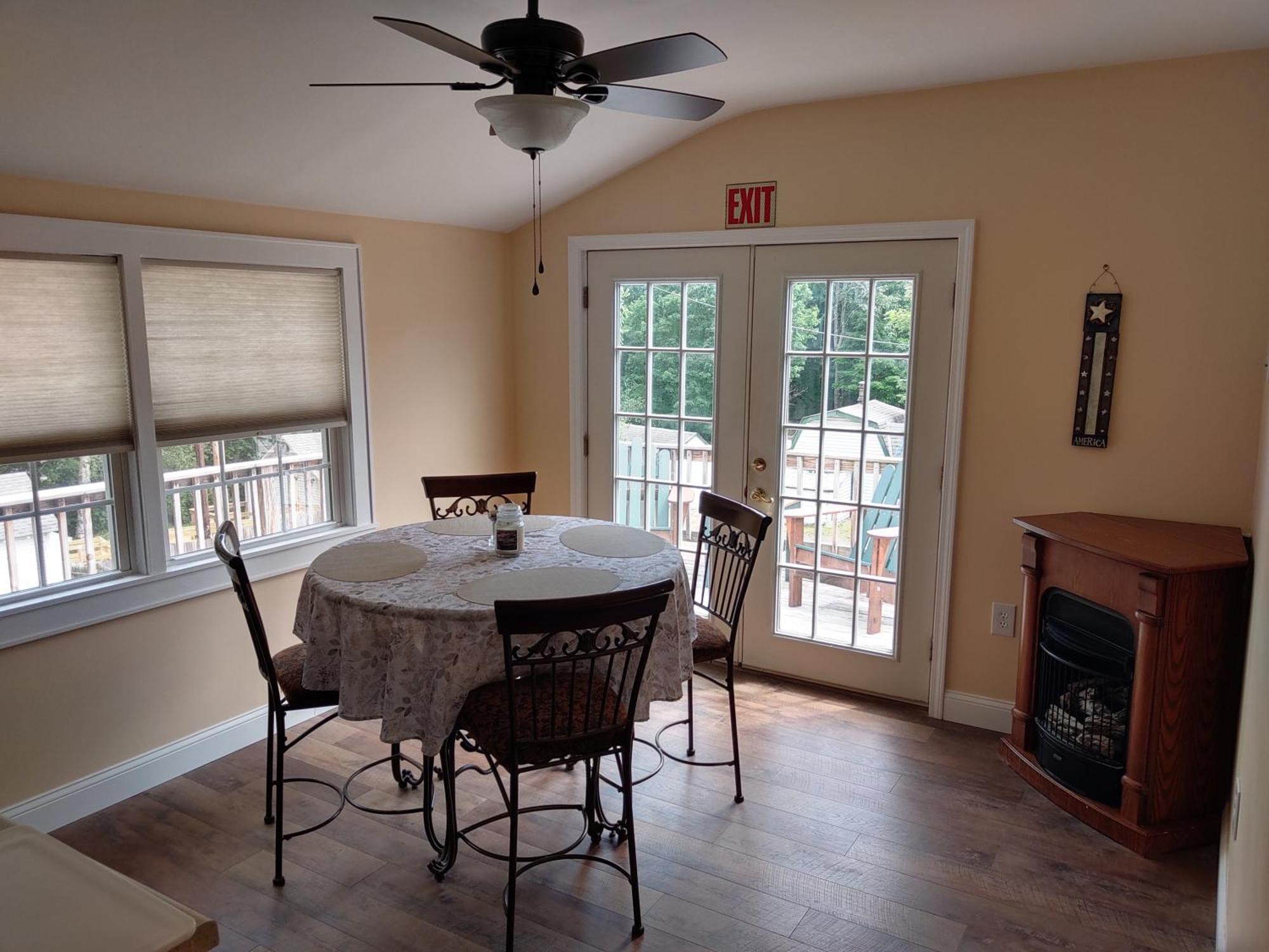 Maple Leaf Lodge Schroon Lake Extérieur photo